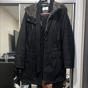 Kensie Men's Black Puffer Coat with Faux Fur Hood